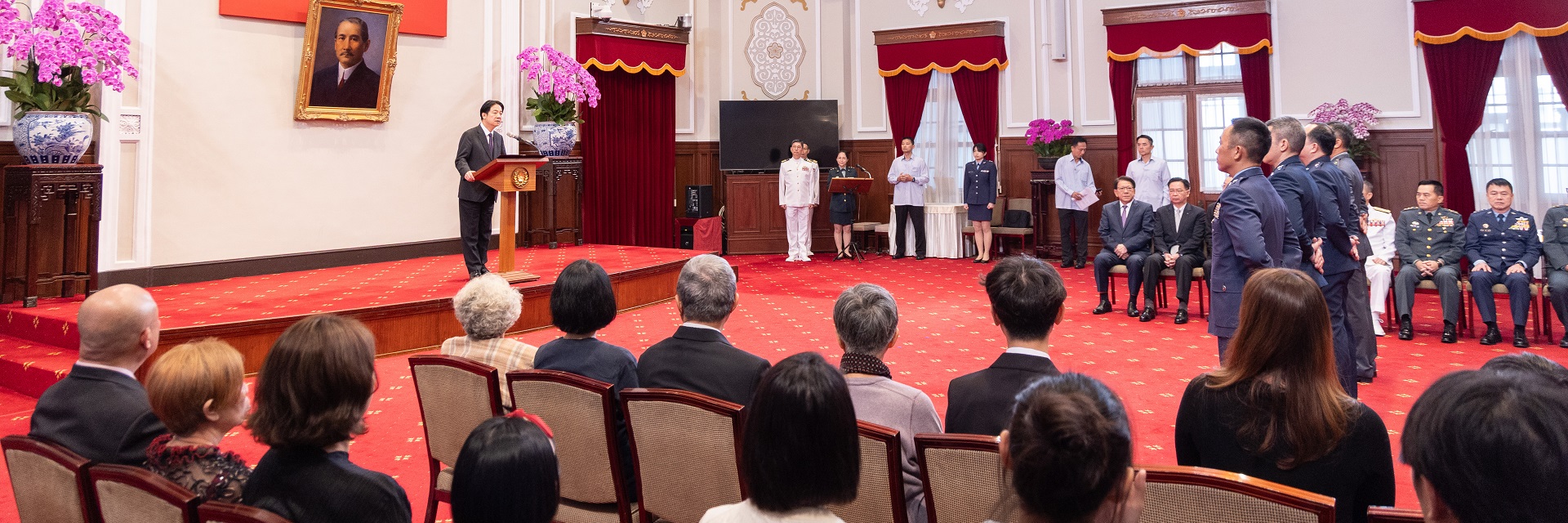 總統主持將官晉任授階　強調投資國防就是投資和平